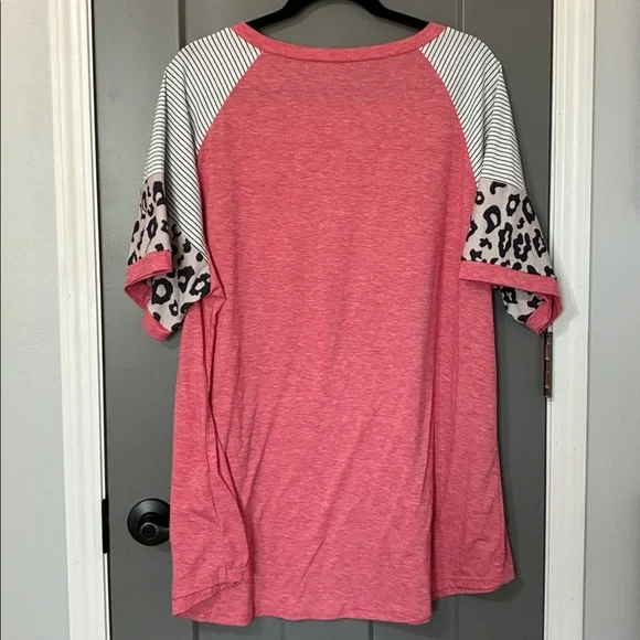 Women’s casual top - Picture 2 of 2